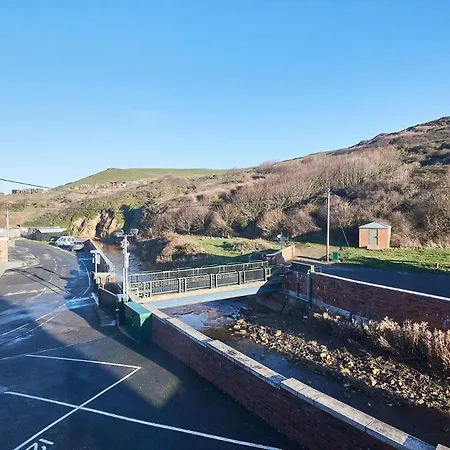 House One In Skinningrove レッドカー