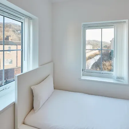 House One In Skinningrove Ferienhaus